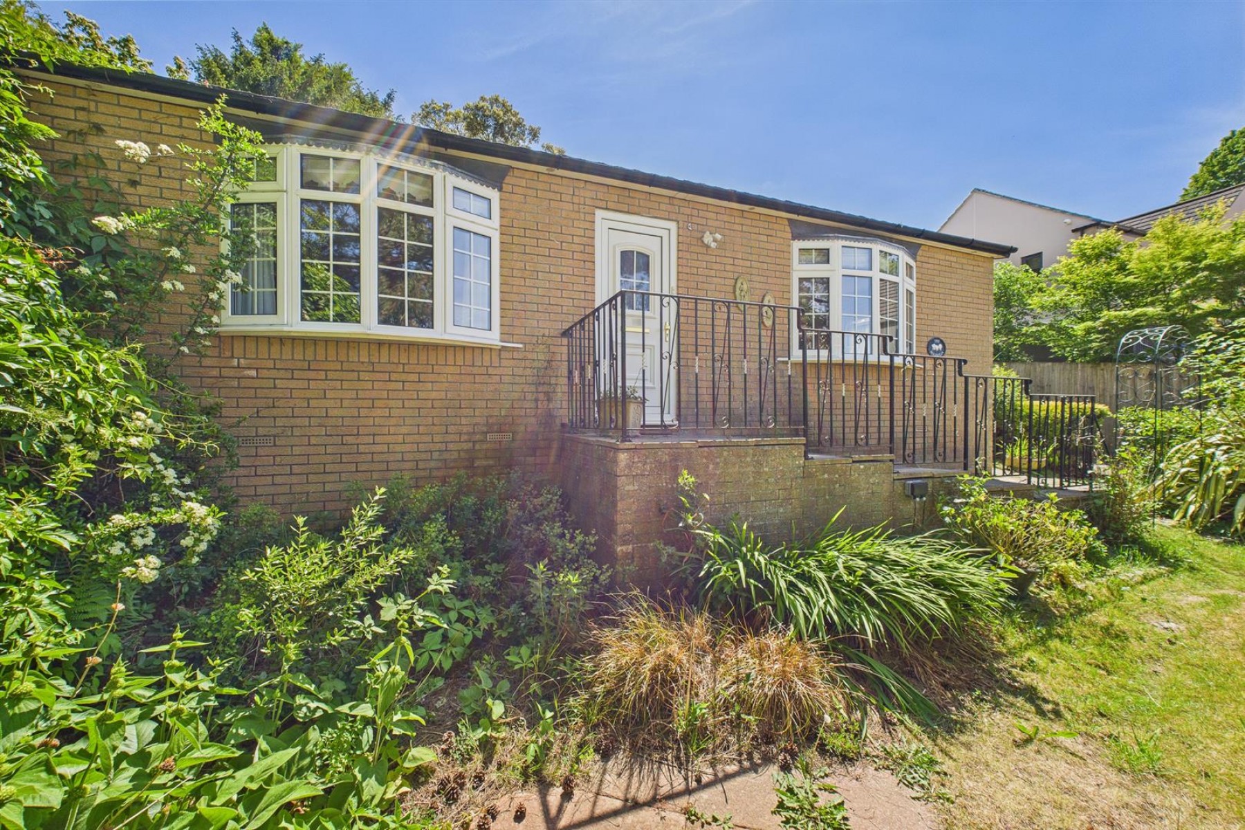 Images for DETACHED | UPDATING | SNEYD PARK