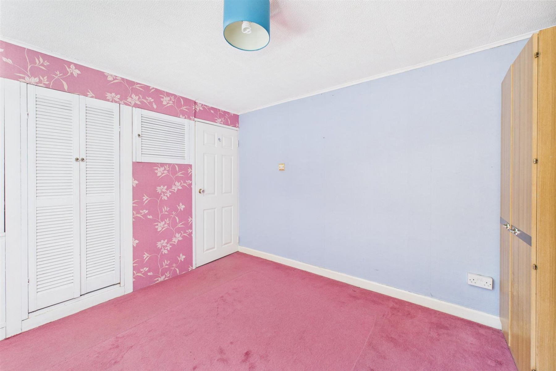 Images for DETACHED | UPDATING | SNEYD PARK