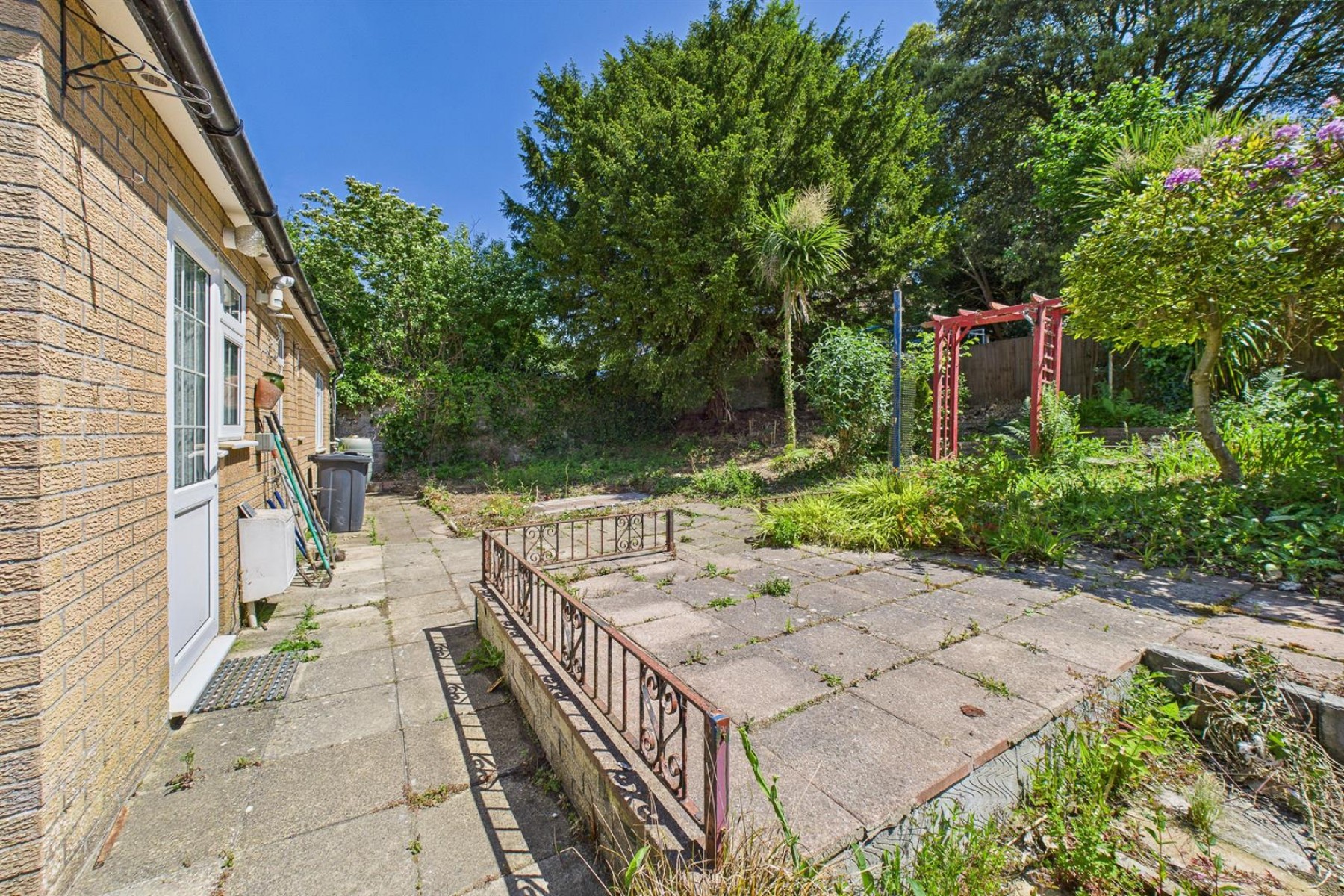 Images for DETACHED | UPDATING | SNEYD PARK