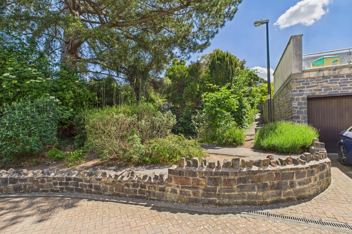 Images for DETACHED | UPDATING | SNEYD PARK