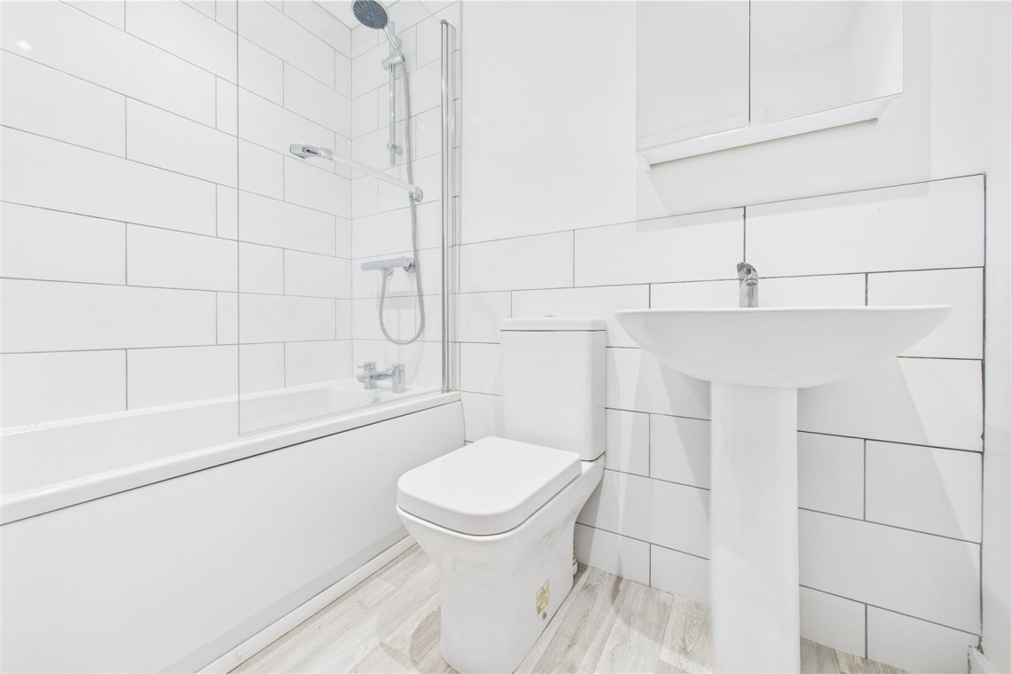 Images for MODERN TOWNHOUSE | BS5