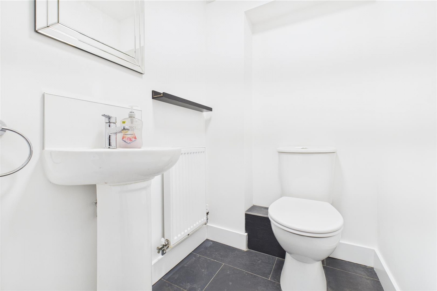 Images for MODERN TOWNHOUSE | BS5