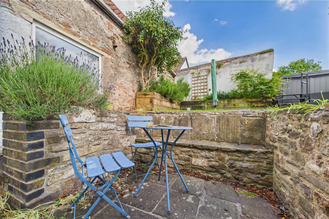 Images for REDUCED FOR AUCTION | BACKWELL