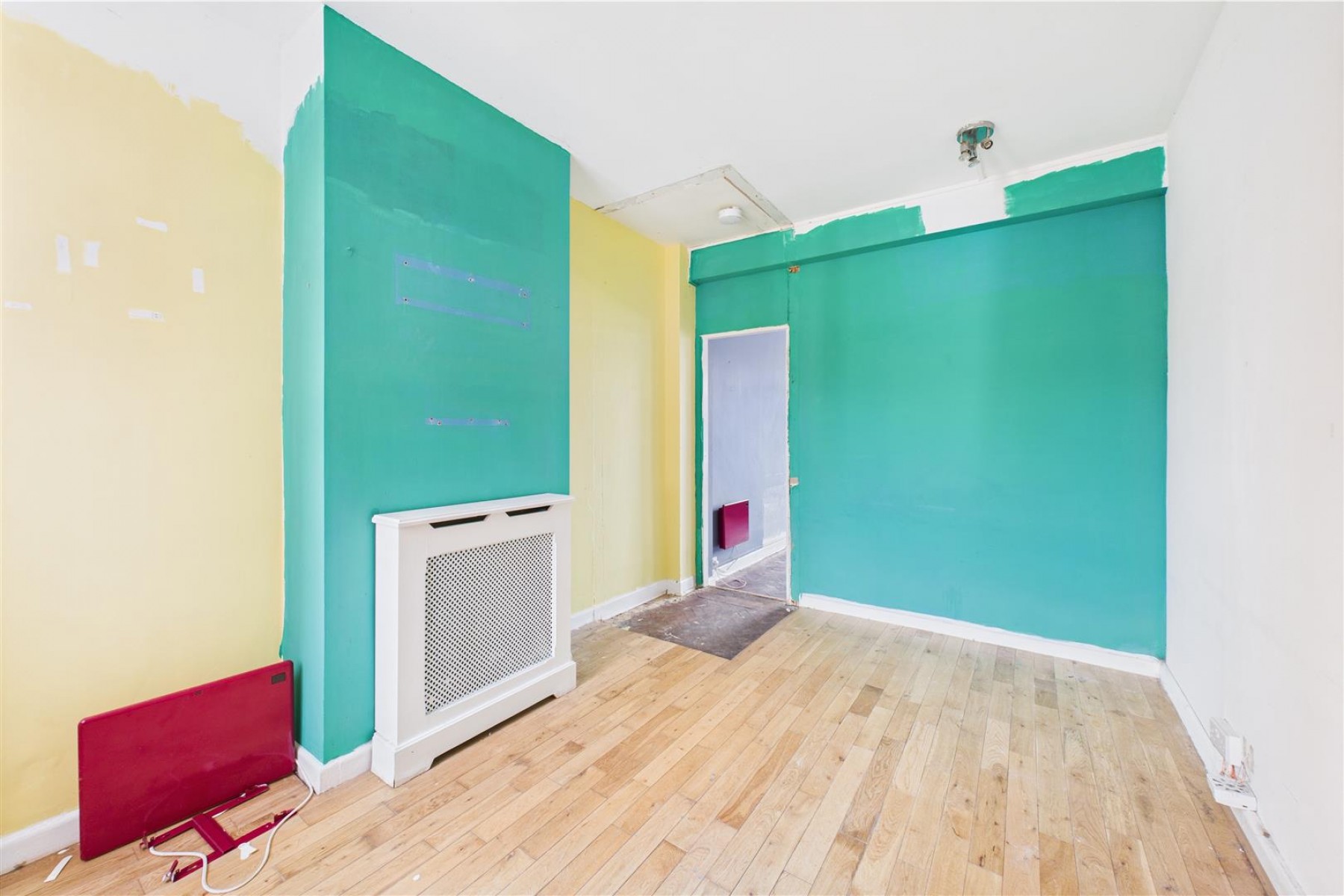 Images for 2 X VACANT FLATS | WSM