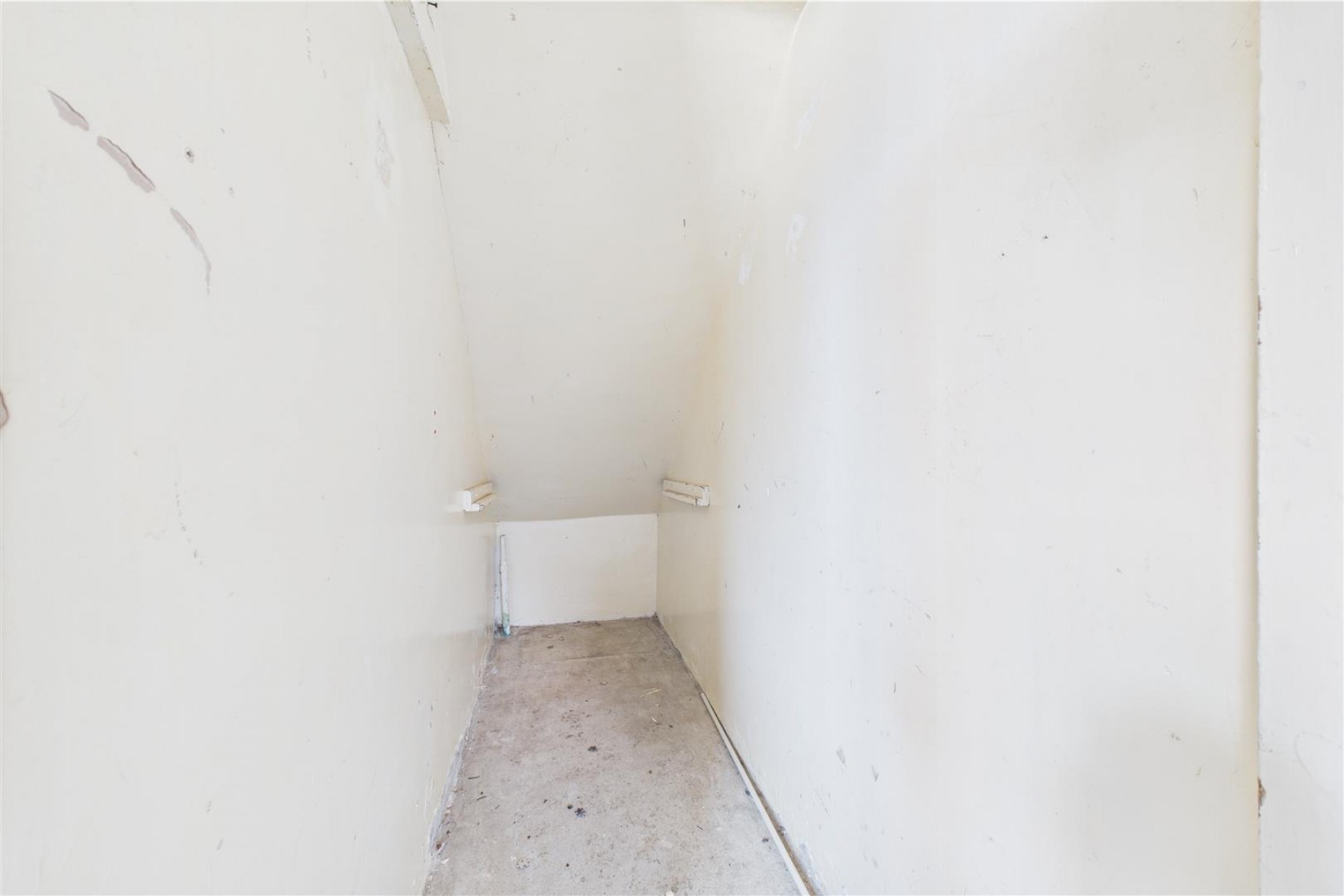 Images for 2 X VACANT FLATS | WSM
