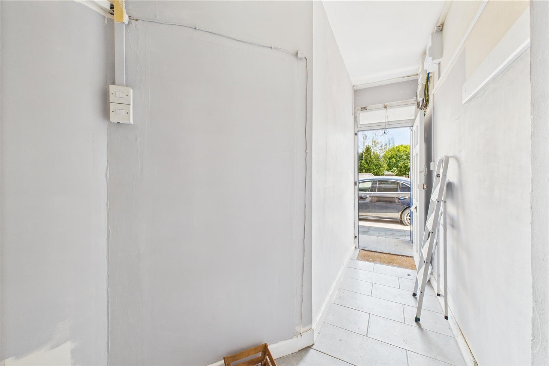 Images for 2 X VACANT FLATS | WSM