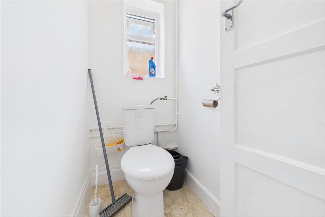 Images for 2 X VACANT FLATS | WSM