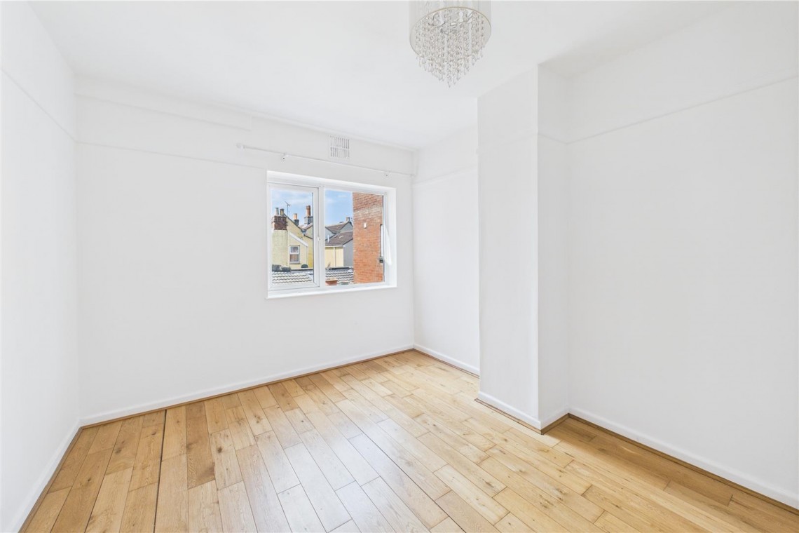 Images for 2 X VACANT FLATS | WSM