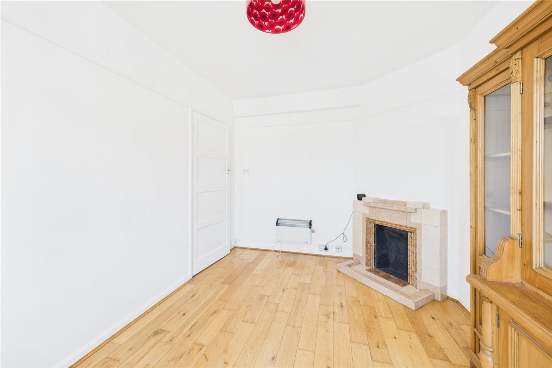 Images for 2 X VACANT FLATS | WSM