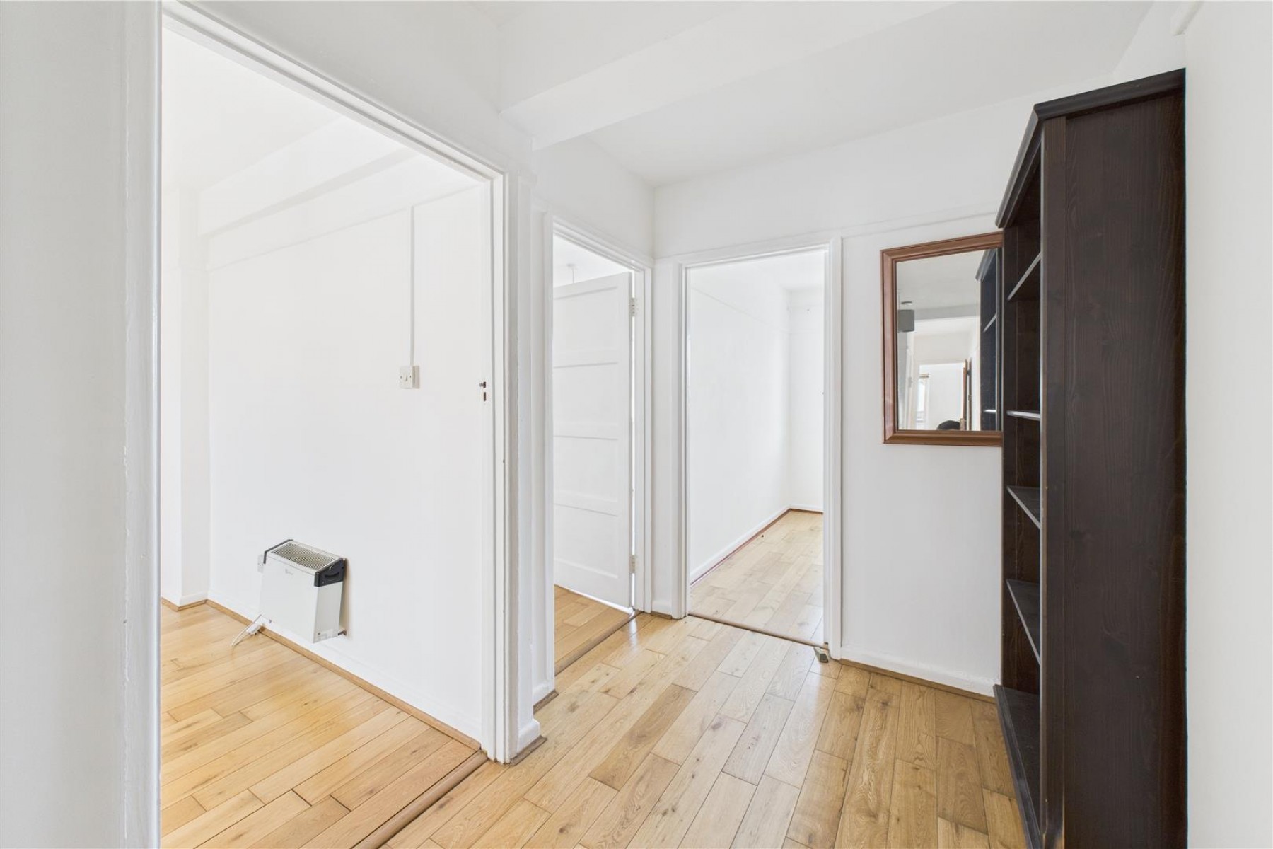 Images for 2 X VACANT FLATS | WSM