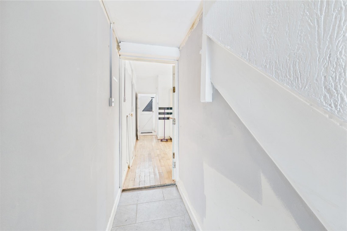 Images for 2 X VACANT FLATS | WSM