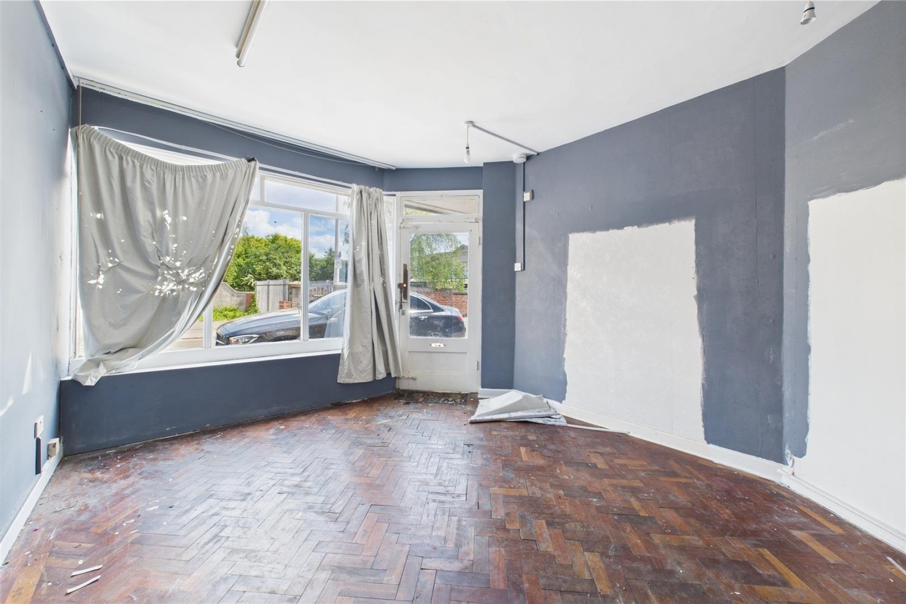 Images for 2 X VACANT FLATS | WSM