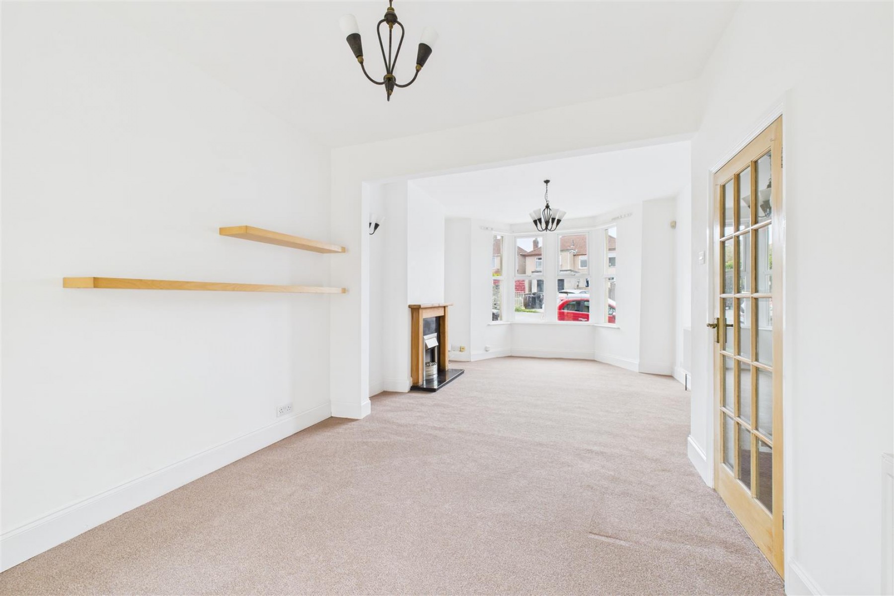 Images for REDUCED | BASIC UPDATING | KINGSWOOD