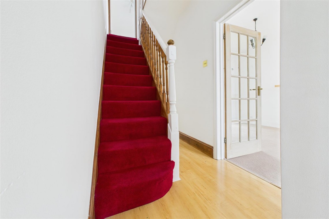 Images for REDUCED | BASIC UPDATING | KINGSWOOD