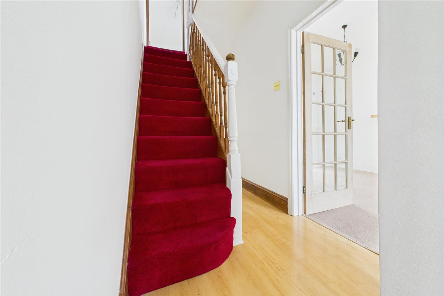 Images for REDUCED | BASIC UPDATING | KINGSWOOD