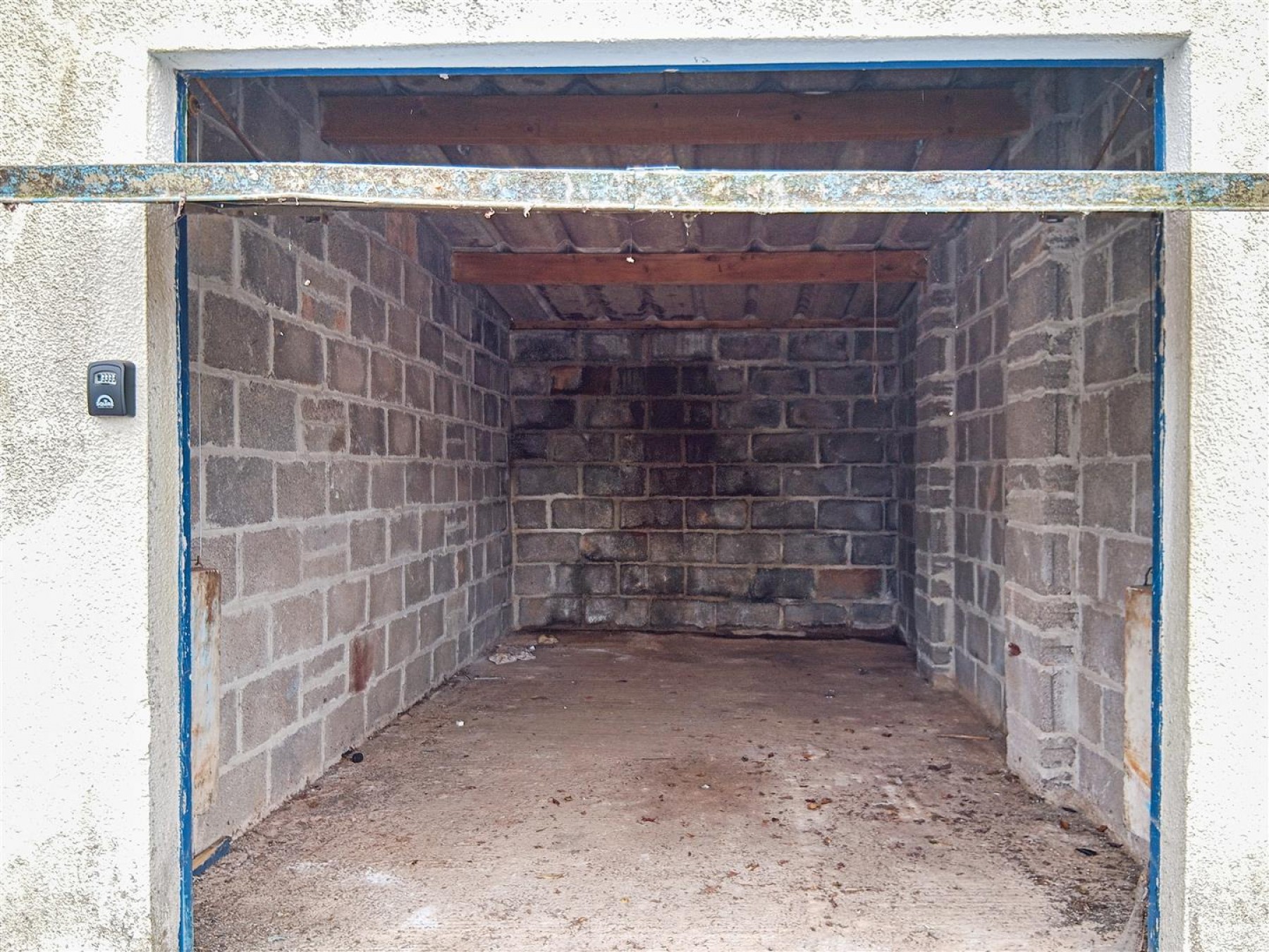 Images for 2 X GARAGES | DARTMOUTH