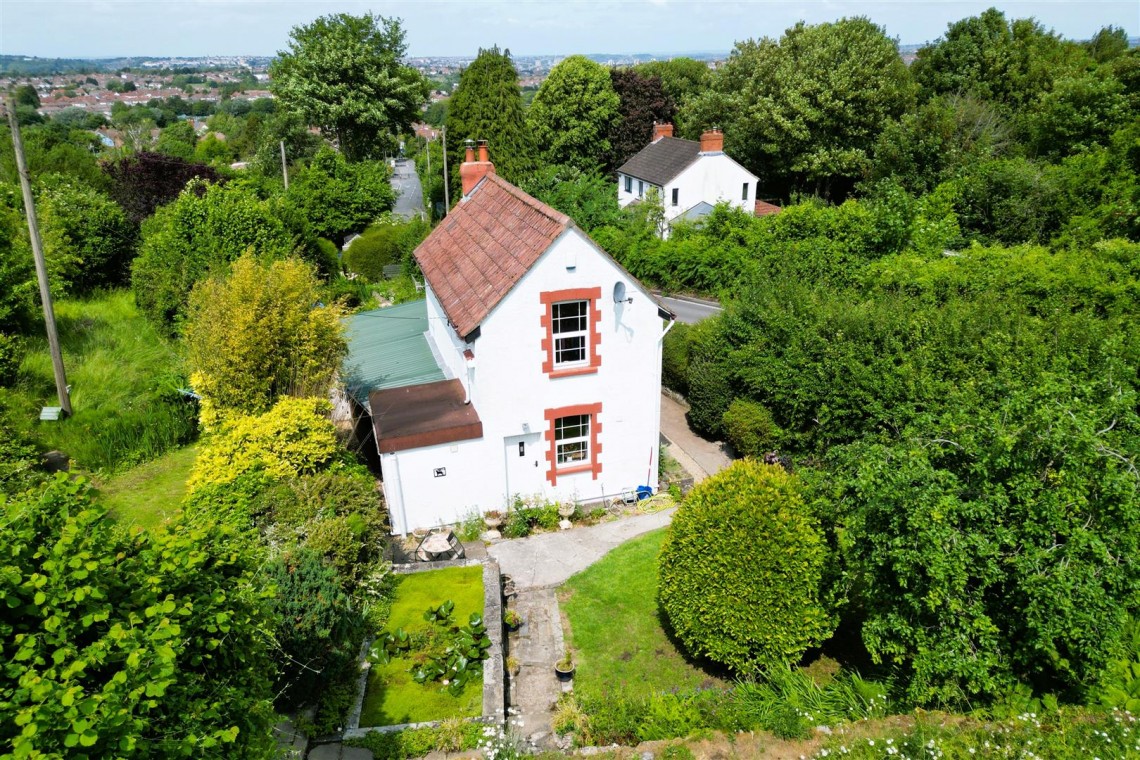 Images for DETACHED | UPDATING | DUNDRY