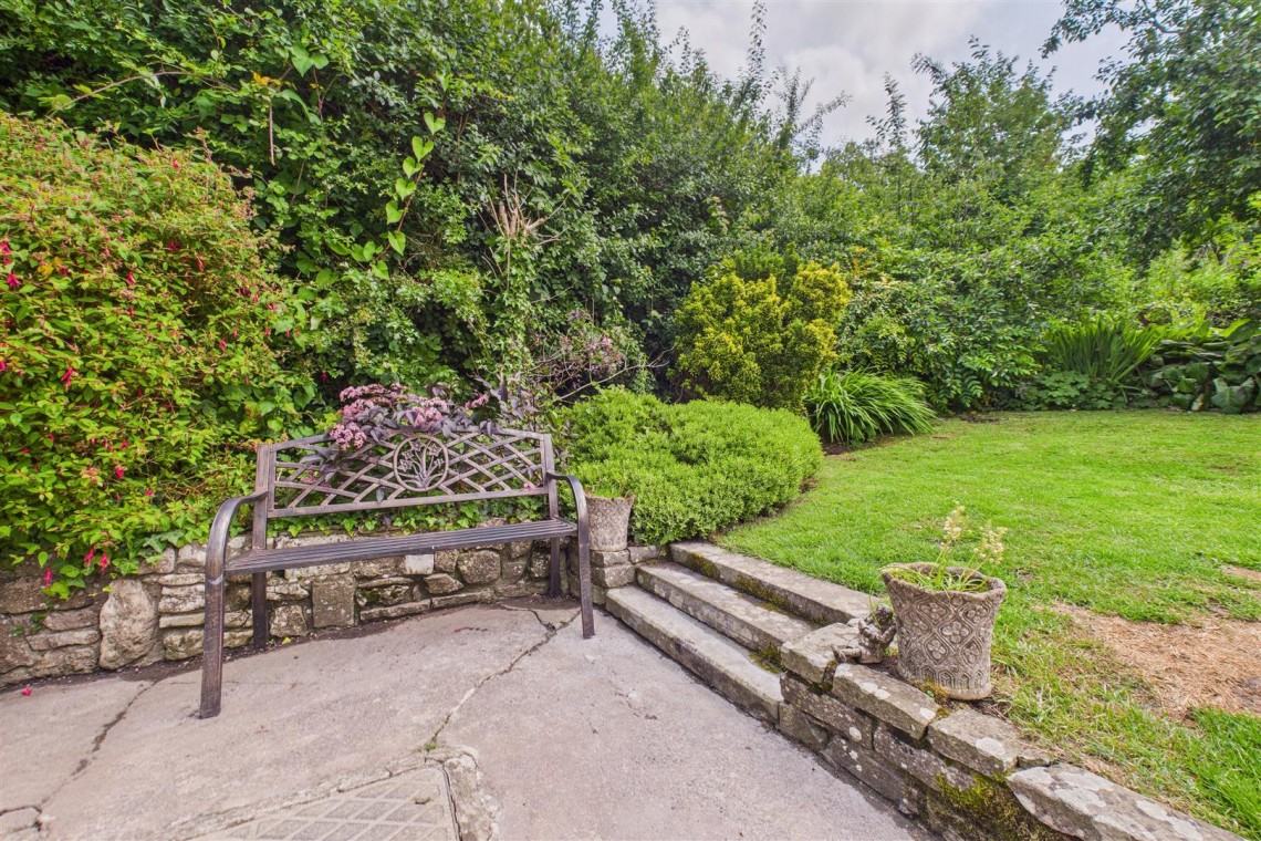 Images for DETACHED | UPDATING | DUNDRY