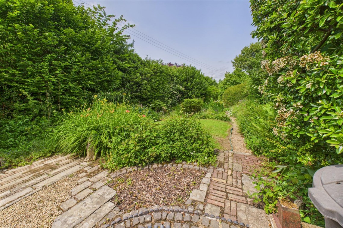 Images for DETACHED | UPDATING | DUNDRY