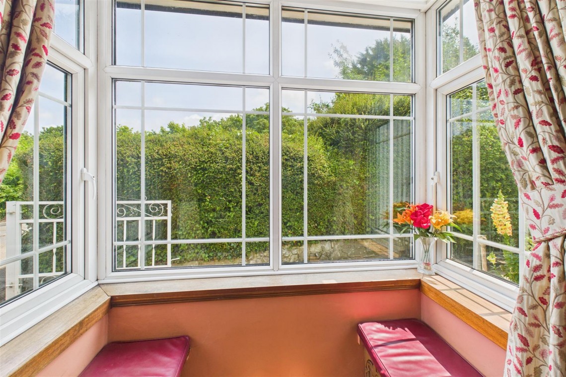 Images for DETACHED | UPDATING | DUNDRY