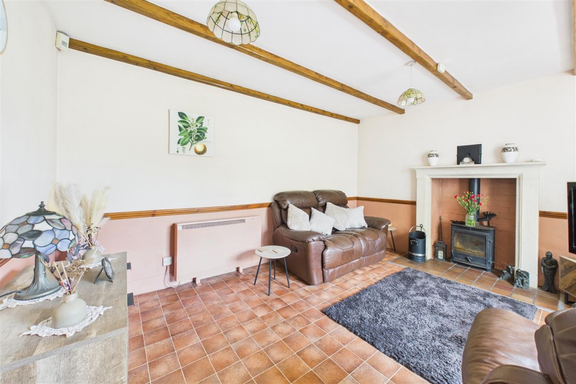 Images for DETACHED | UPDATING | DUNDRY