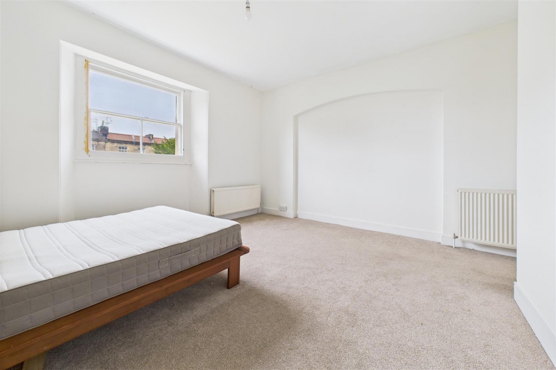 Images for BASIC UPDATING | GARAGE | PARKING | CLIFTON