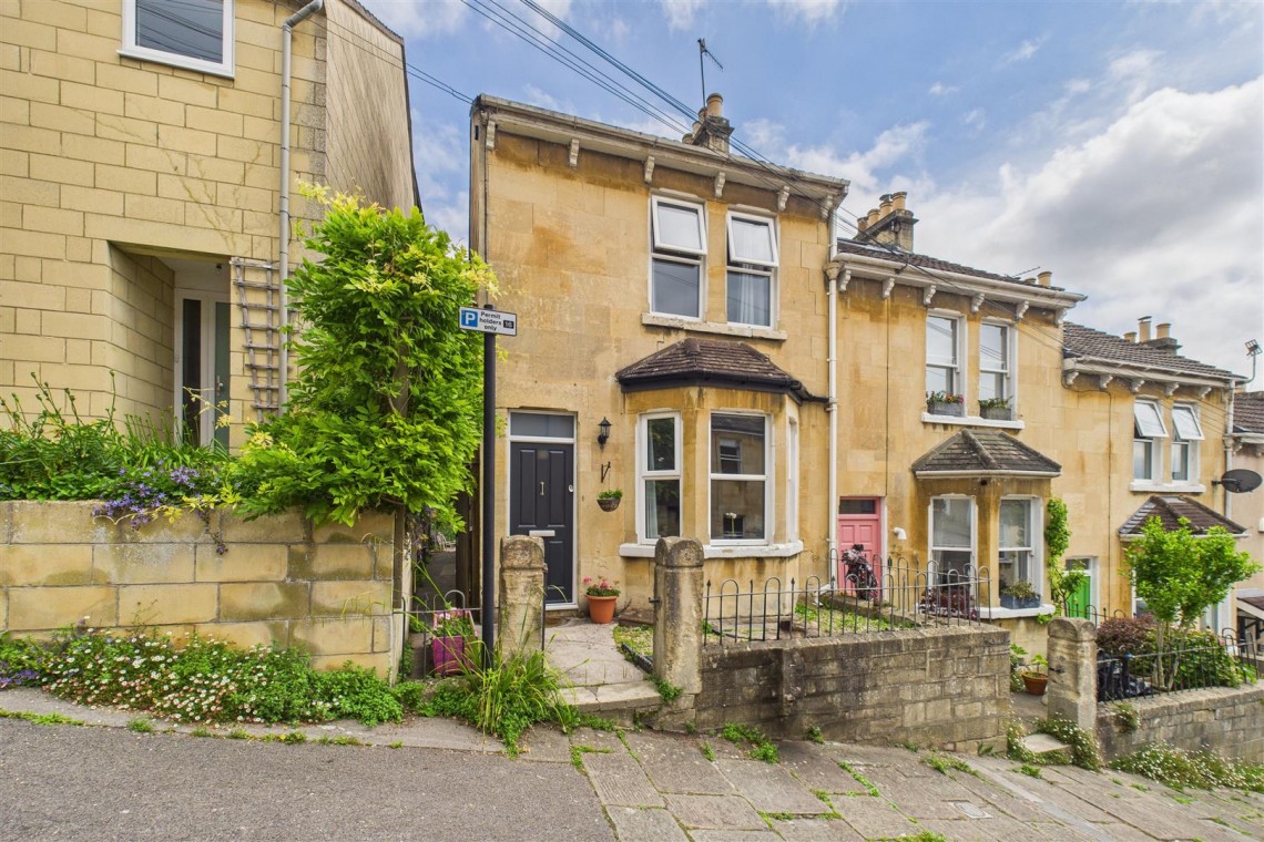 Images for HOUSE + FLAT | REDUCED | BA1