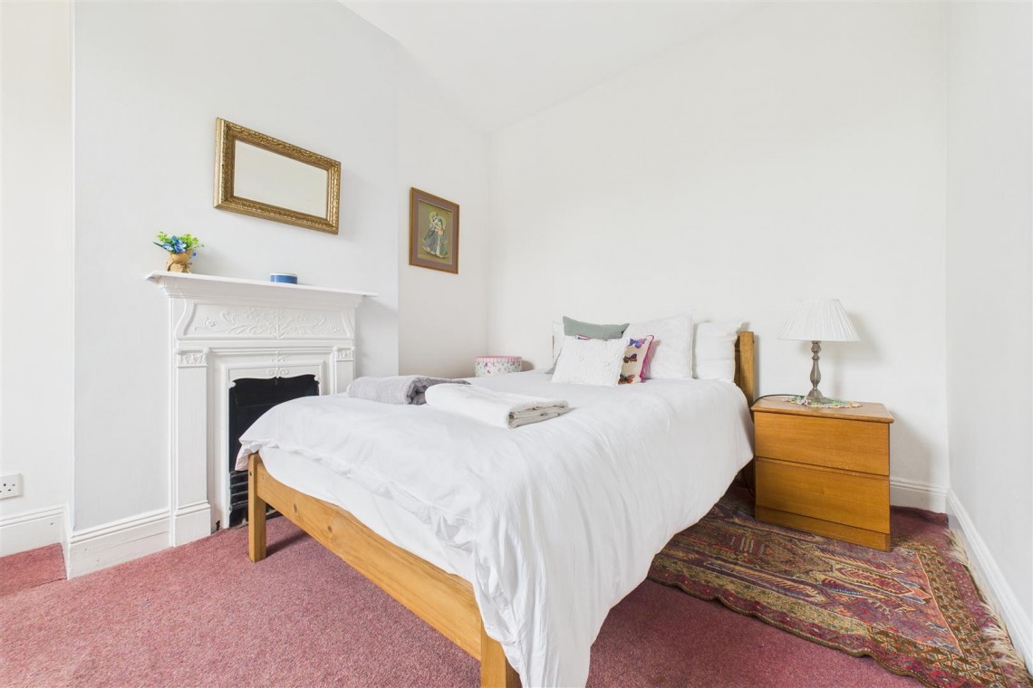 Images for HOUSE + FLAT | REDUCED | BA1