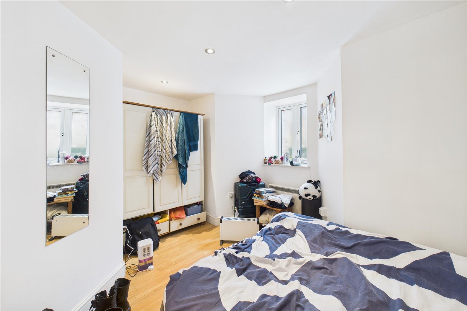 Images for HOUSE + FLAT | REDUCED | BA1