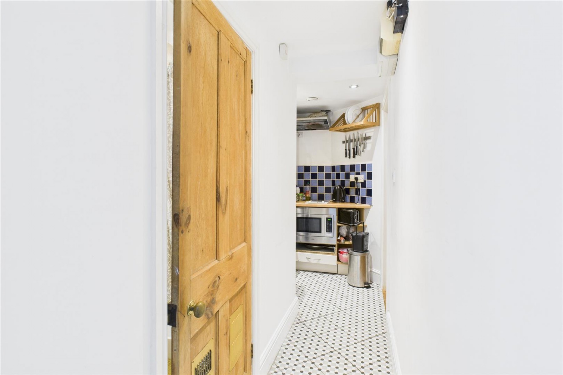 Images for HOUSE + FLAT | REDUCED | BA1