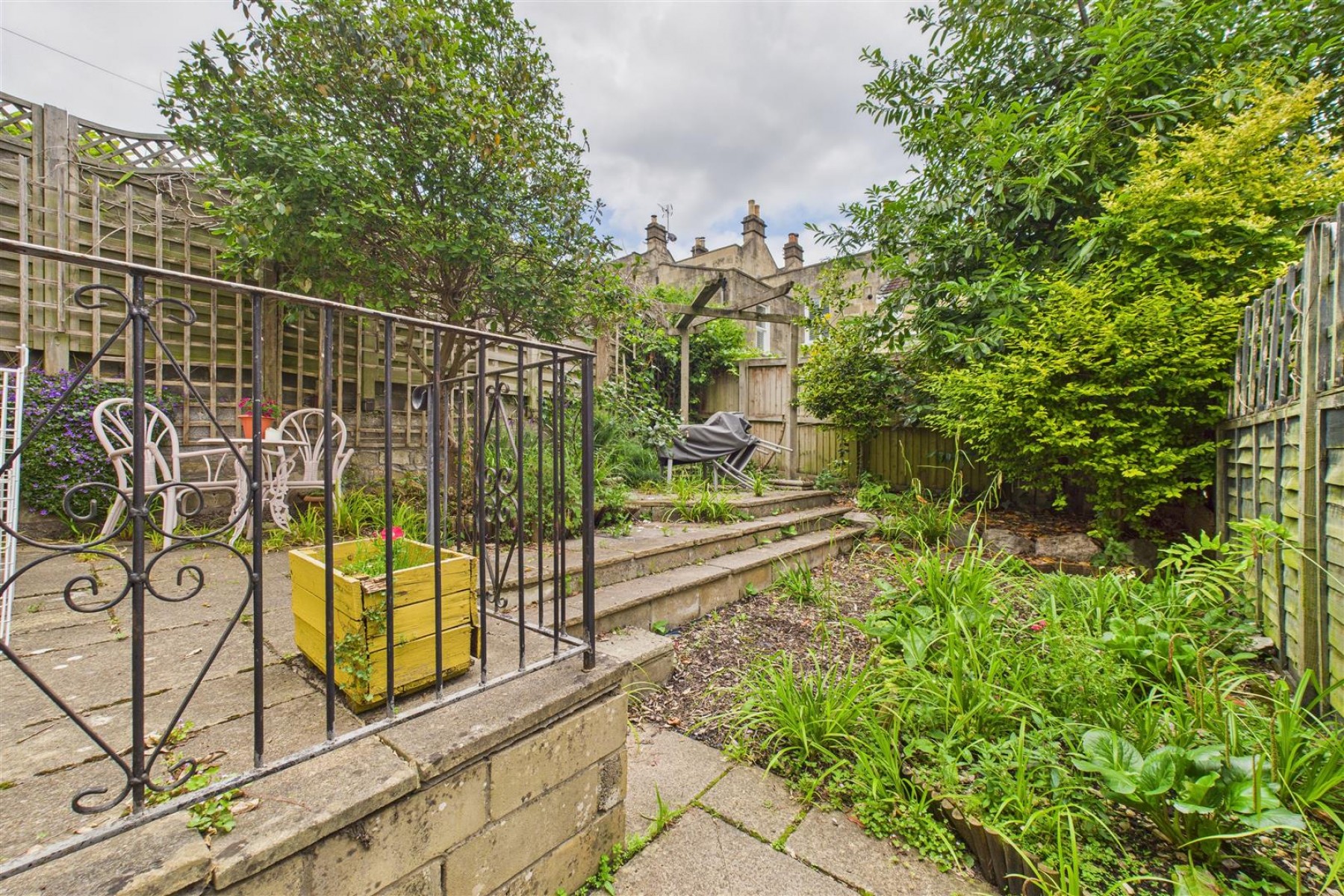 Images for HOUSE + FLAT | REDUCED | BA1