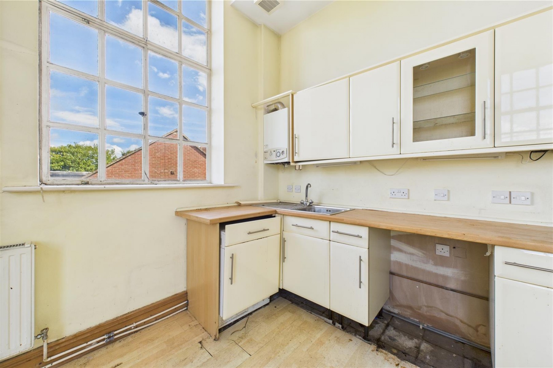 Images for CASH BUYERS ONLY | FISHPONDS