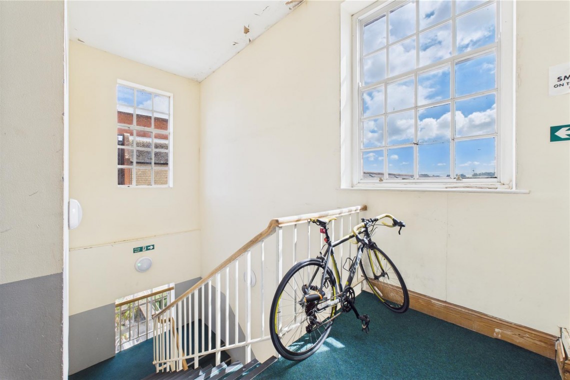 Images for CASH BUYERS ONLY | FISHPONDS