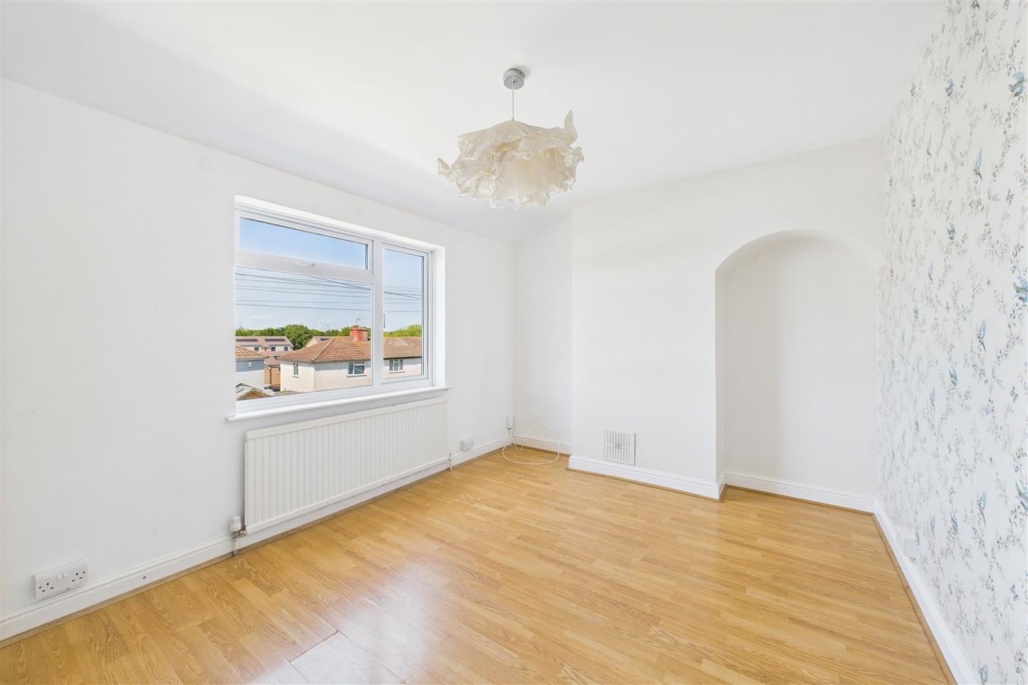 Images for GARDEN & PARKING | SHIREHAMPTON
