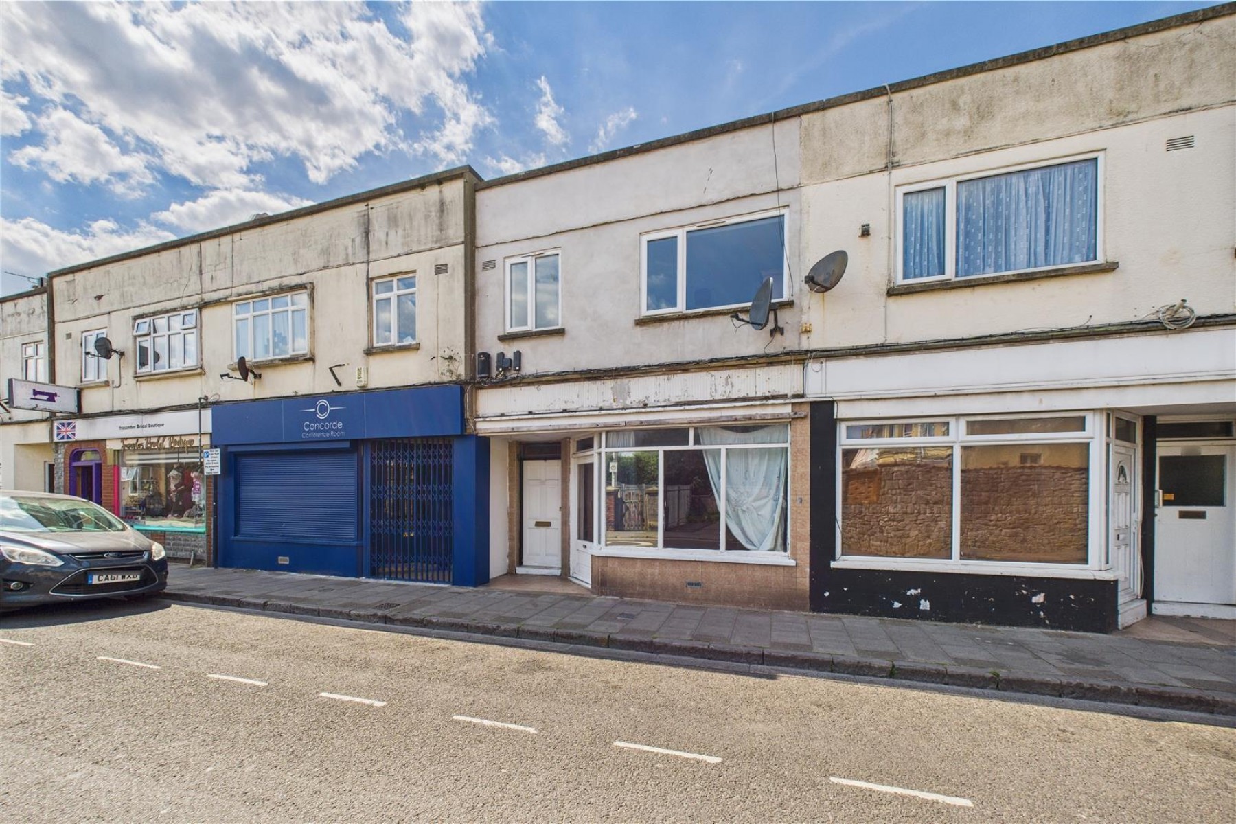 Images for 2 X VACANT FLATS | WSM