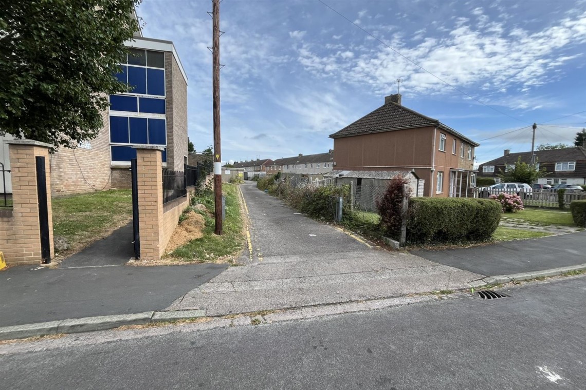 Images for PLOT | PLANNING GRANTED | BRISLINGTON