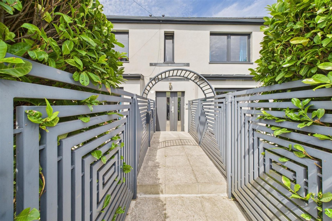Images for FREEHOLD BLOCK | £94,140 pa