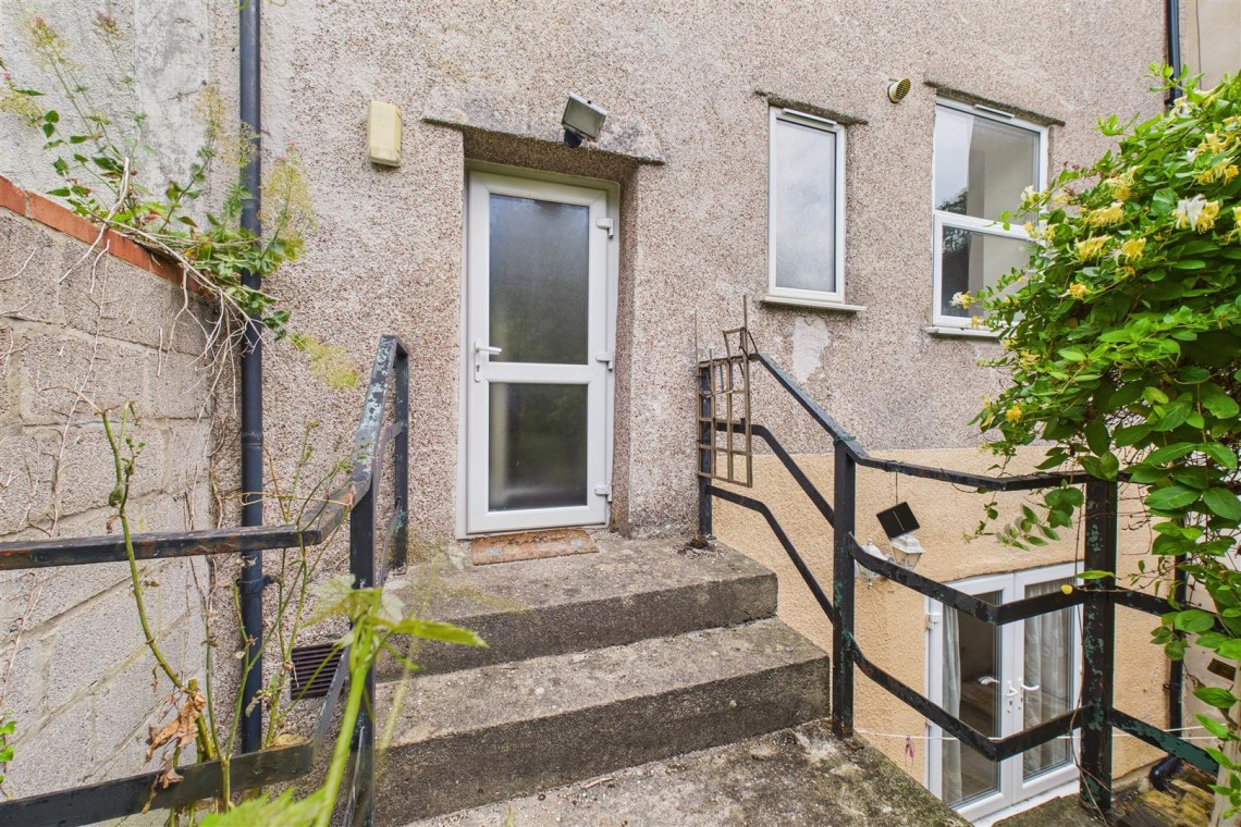 Images for FREEHOLD BLOCK | 4 X FLATS | UPDATING | BS6