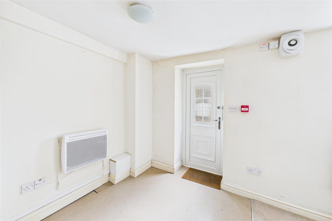 Images for FREEHOLD BLOCK | 4 X FLATS | UPDATING | BS6