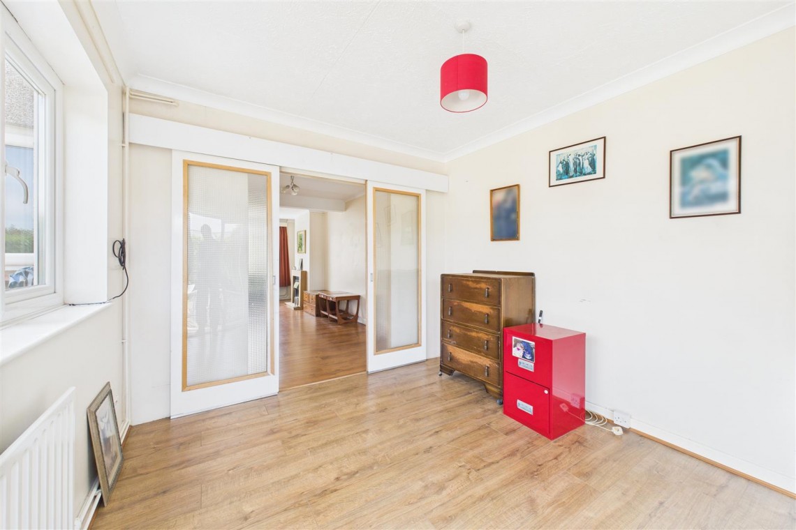 Images for HOUSE FOR UPDATING | NAILSEA