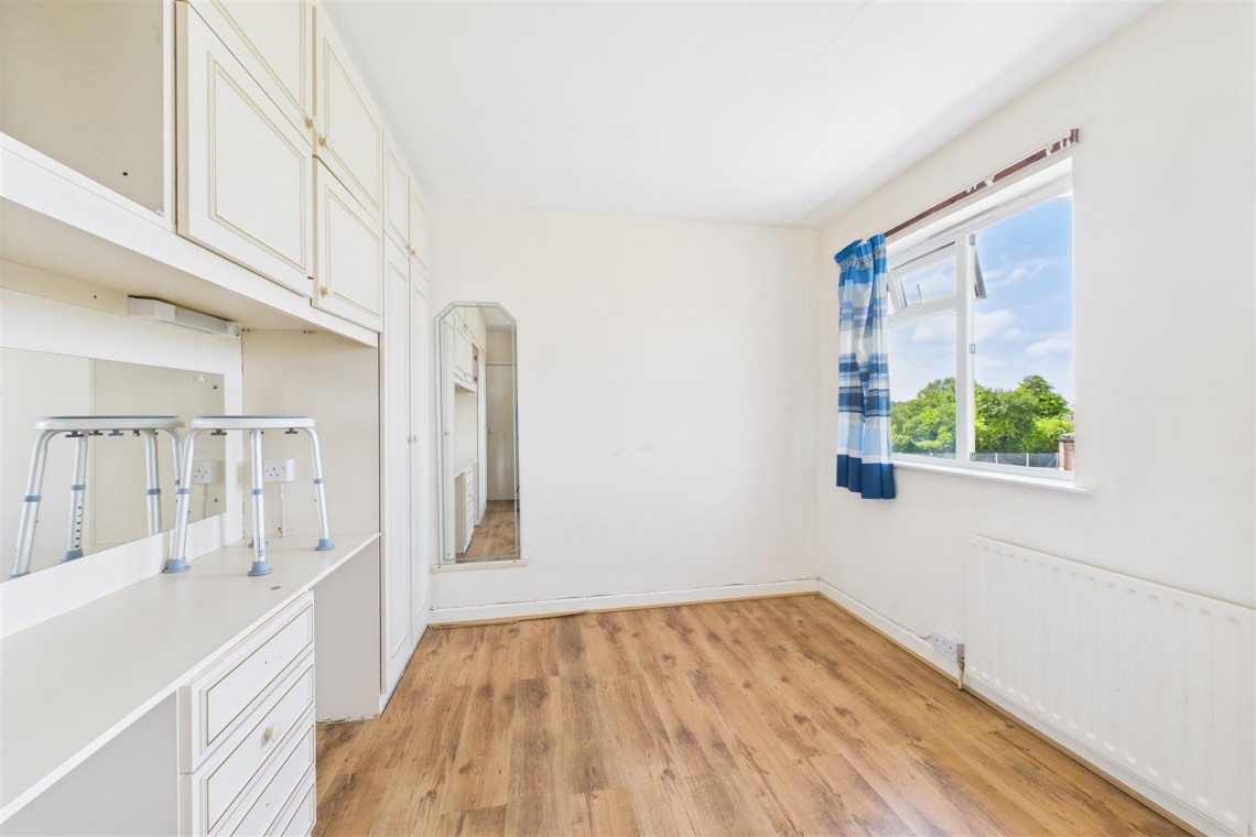 Images for HOUSE FOR UPDATING | NAILSEA