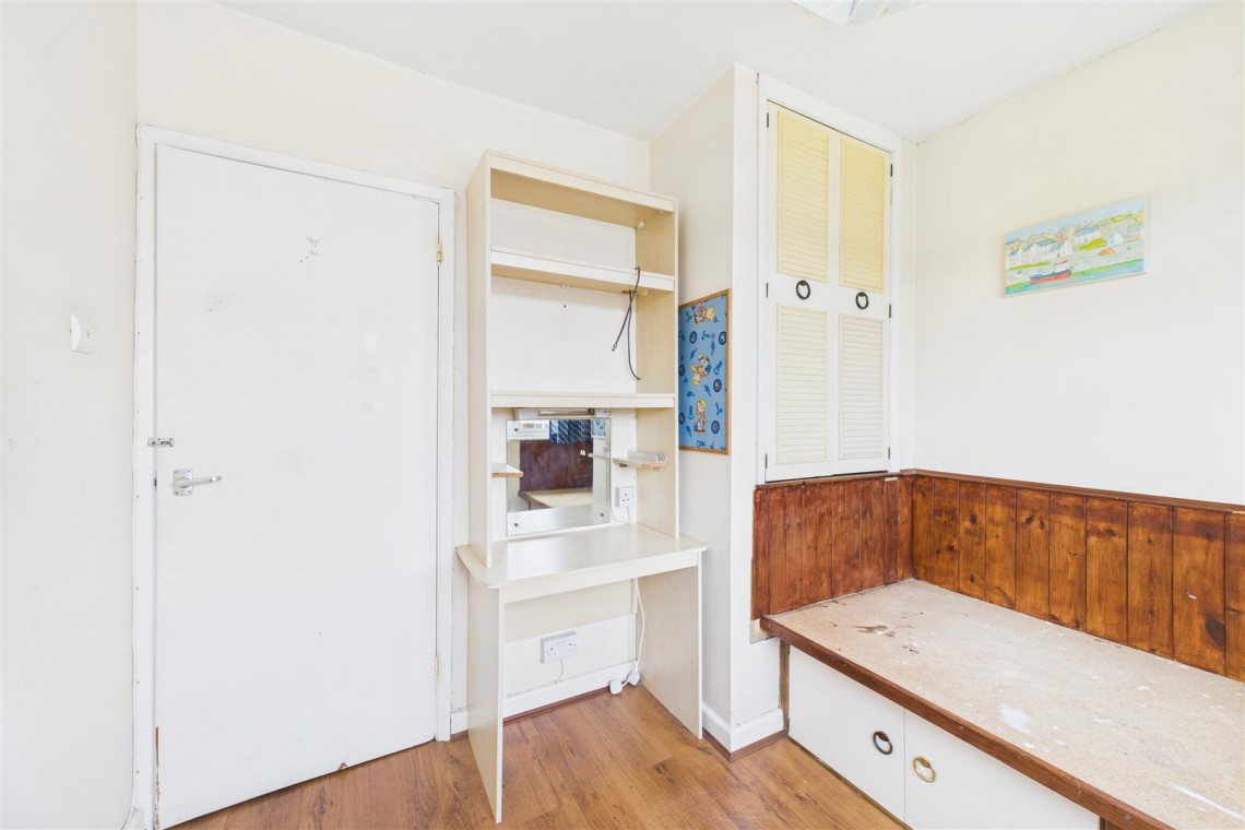Images for HOUSE FOR UPDATING | NAILSEA