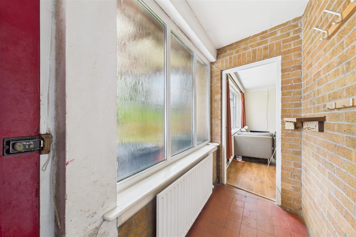 Images for HOUSE FOR UPDATING | NAILSEA