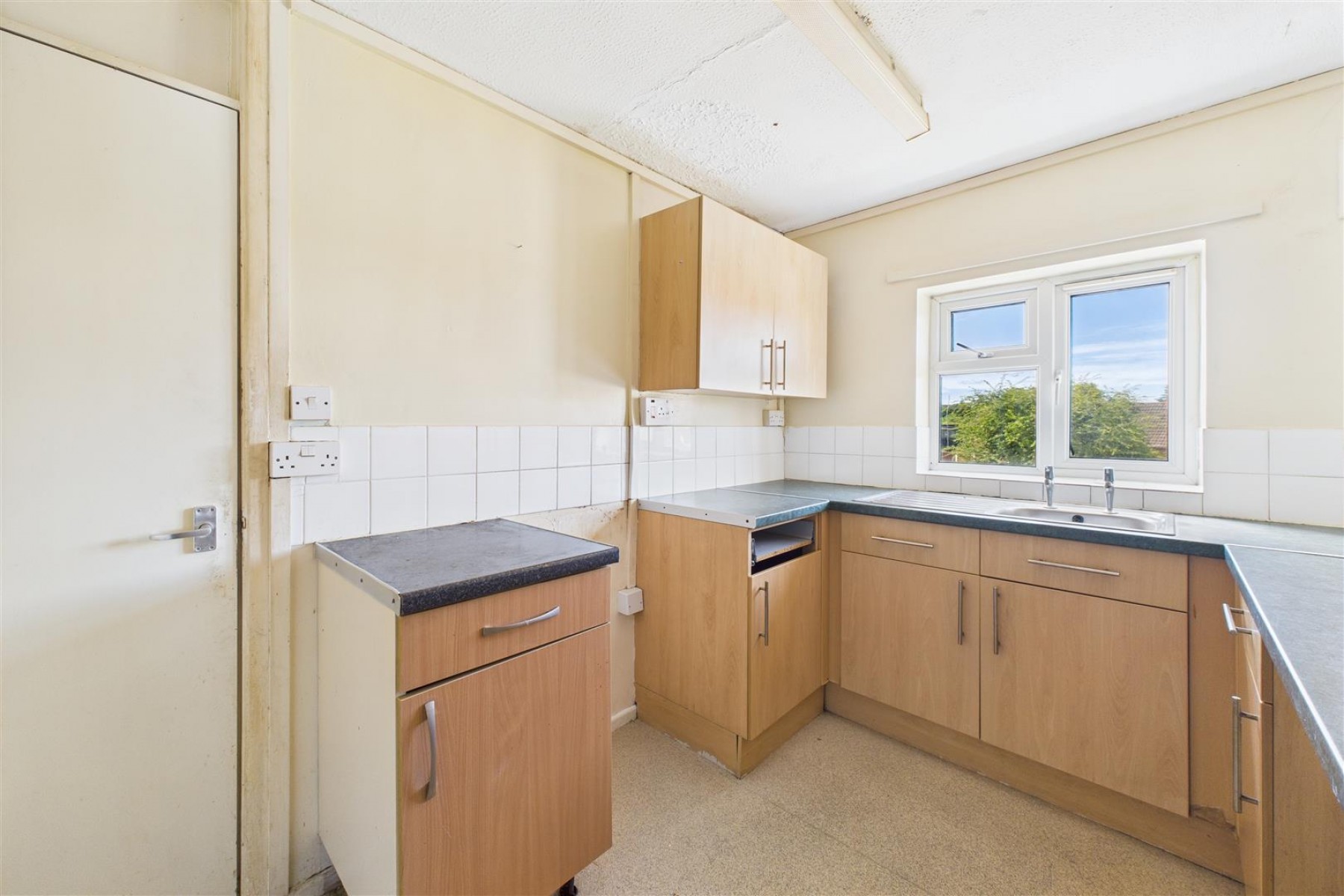 Images for FREEHOLD MIXED USE | STOKE GIFFORD