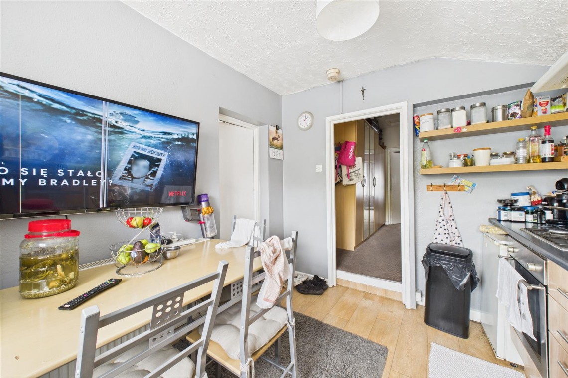 Images for INVESTMENT | £32,400 PA | REDFIELD