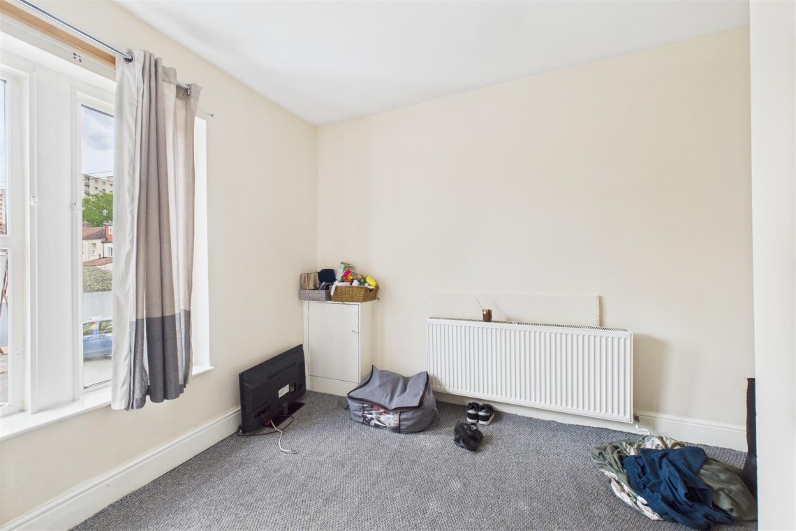 Images for INVESTMENT | £32,400 PA | REDFIELD