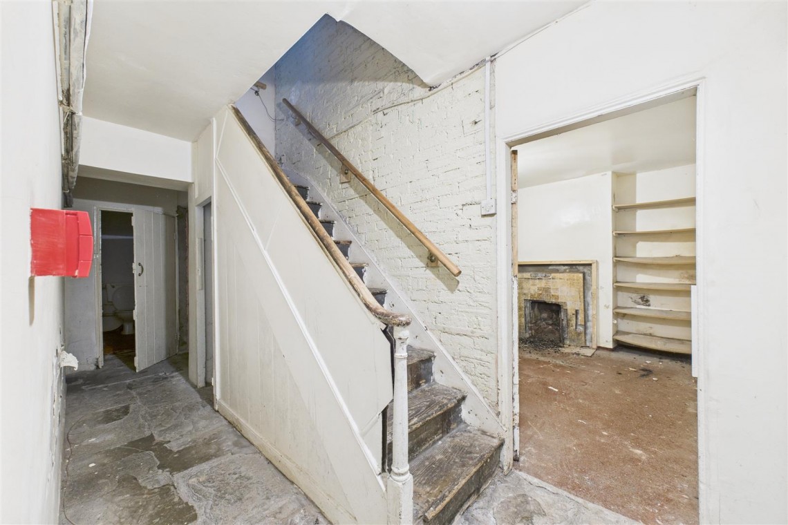 Images for MODERNISATION | LARGE GARDEN | ST PAULS