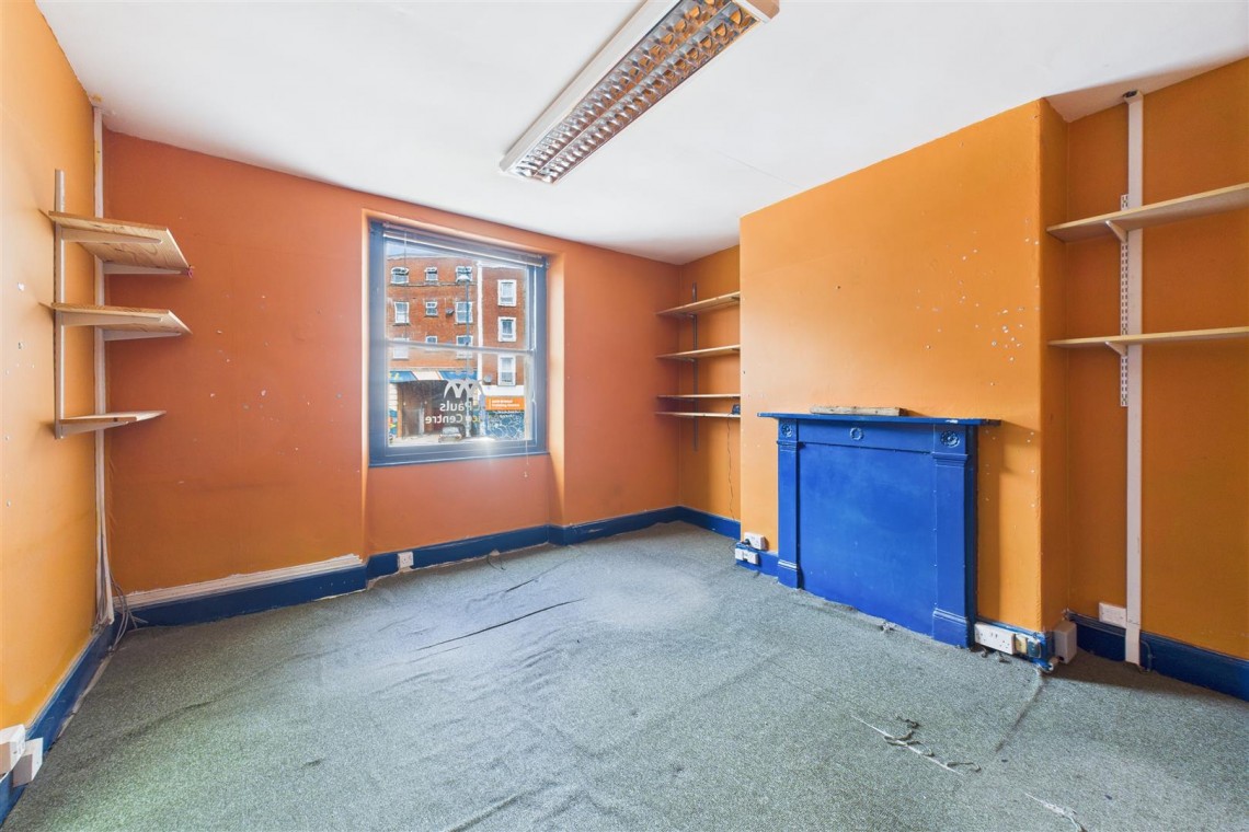 Images for MODERNISATION | LARGE GARDEN | ST PAULS
