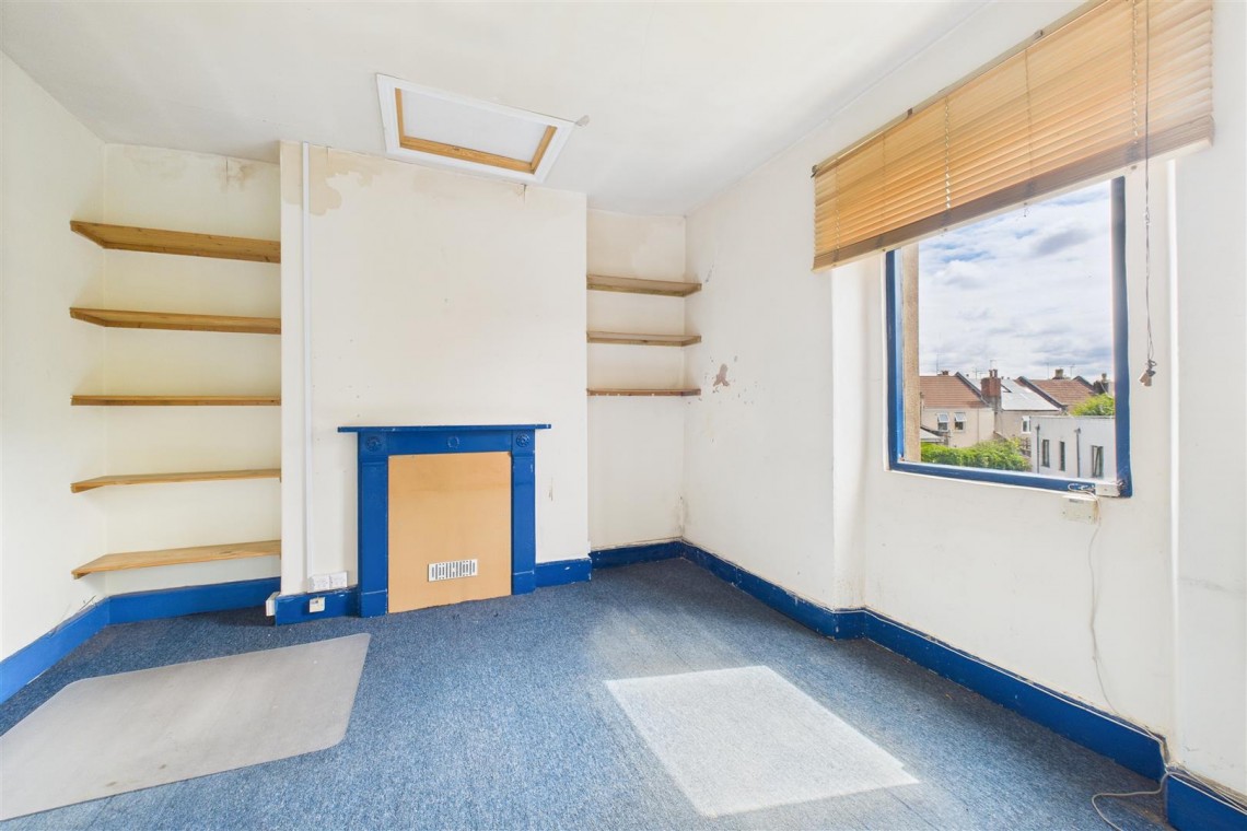 Images for MODERNISATION | LARGE GARDEN | ST PAULS