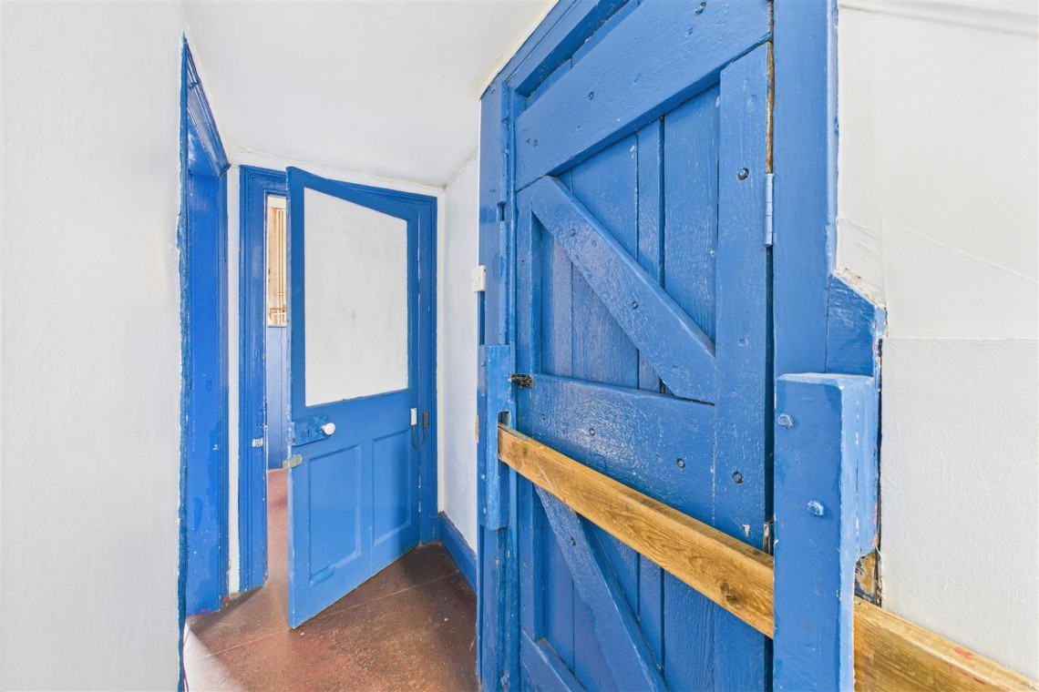 Images for MODERNISATION | LARGE GARDEN | ST PAULS